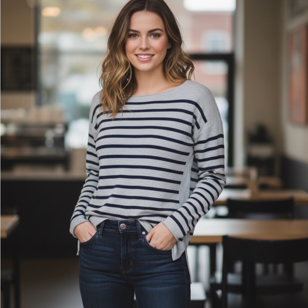 Fate Gray Navy Striped Knit Sweater | Women’s Size XS